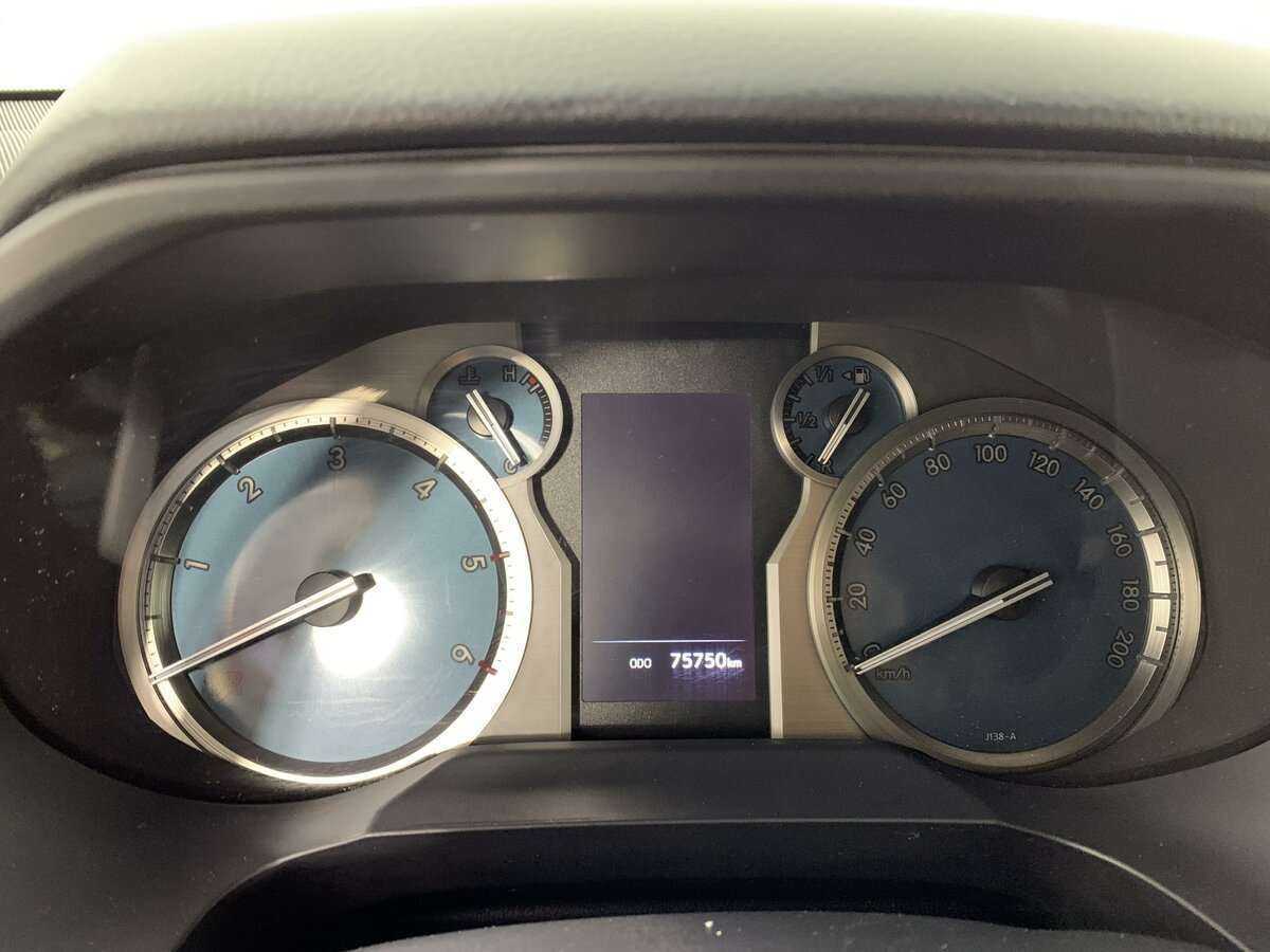 Toyota Land Cruiser Prado, 2021 Фото №12