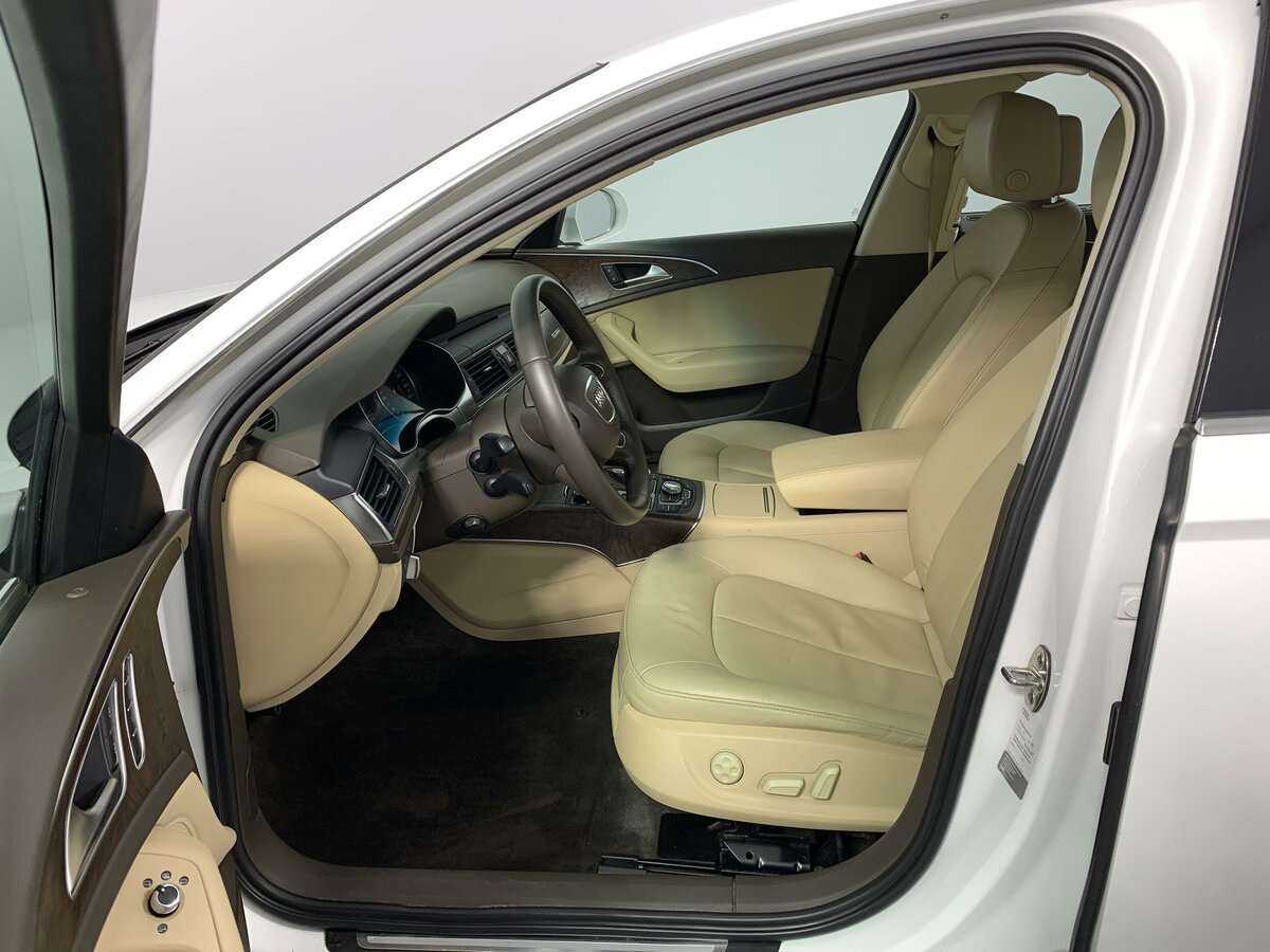 Audi A6, 2011 Фото №16