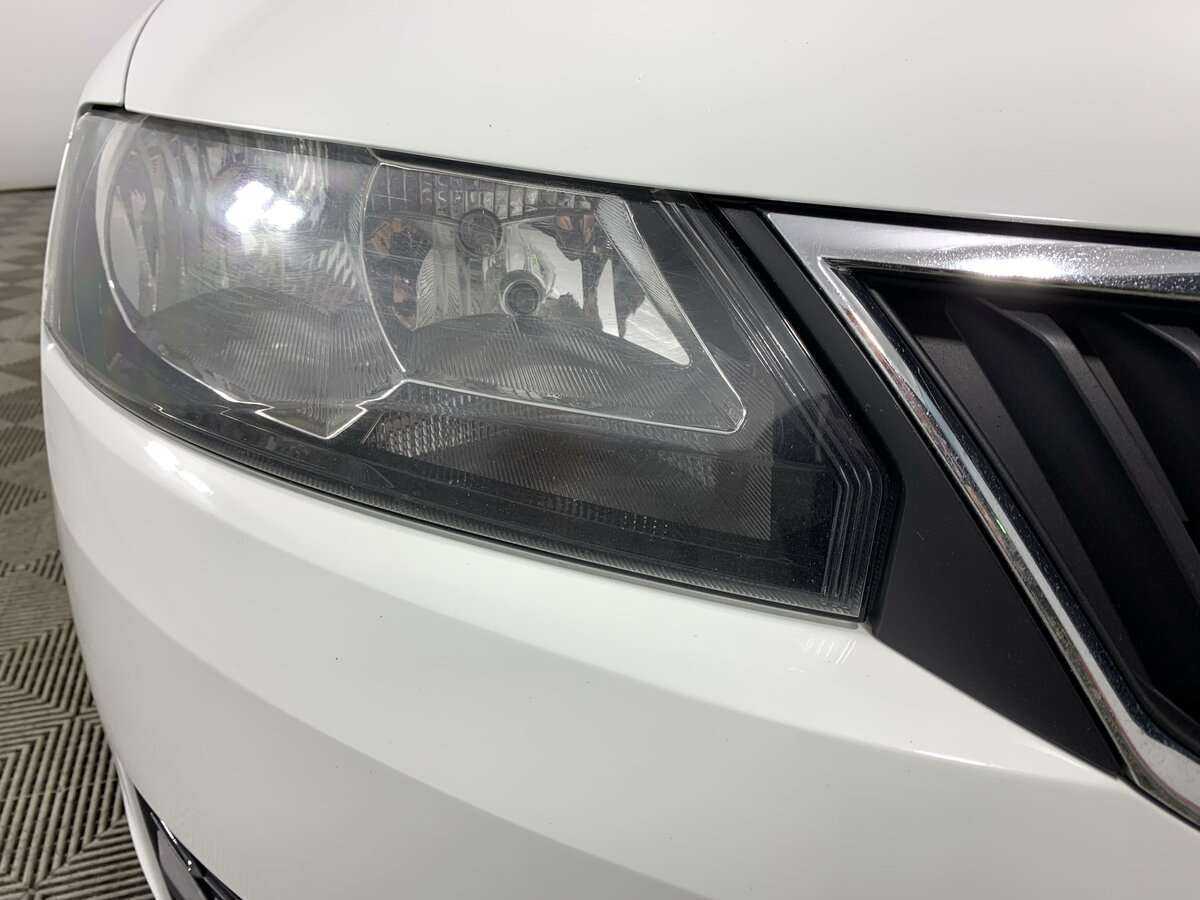 Skoda Rapid, 2017 Фото №17