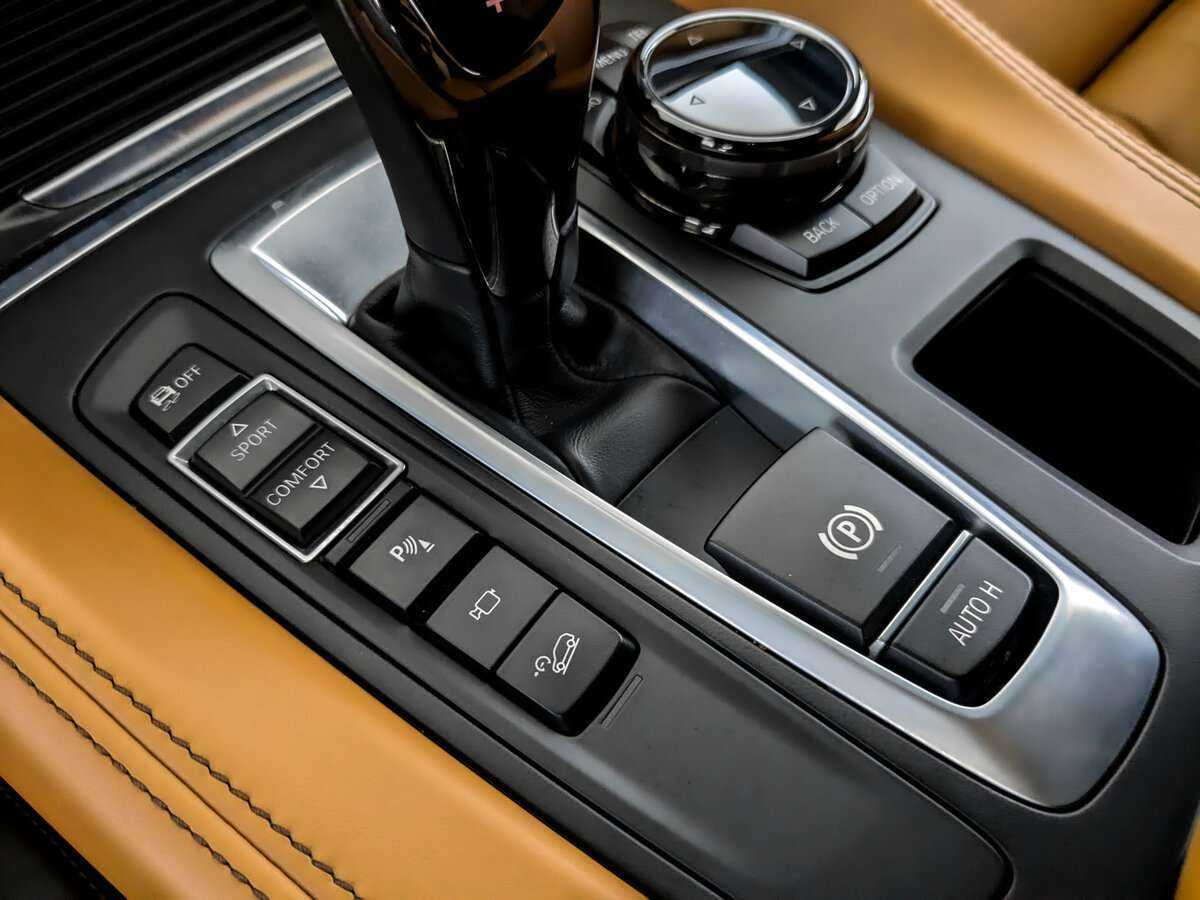 BMW X6 M50d, 2015 Фото №22