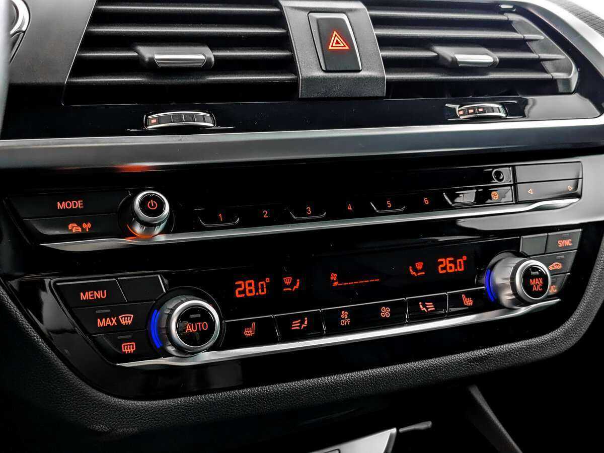 BMW X3 20d xDrive, 2020 Фото №23