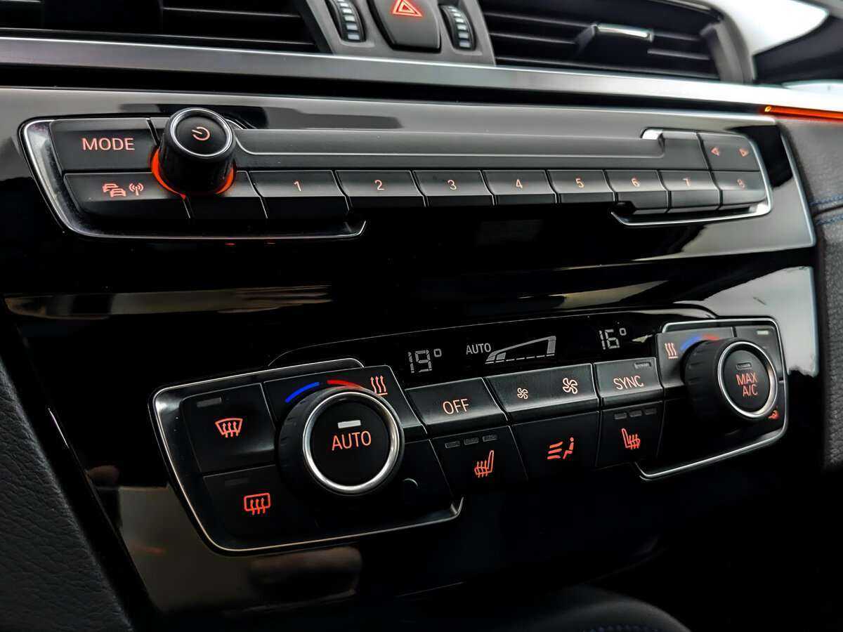 BMW X1 20i xDrive, 2020 Фото №22