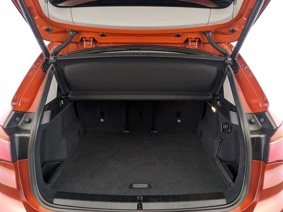 BMW X1 18d xDrive, 2018 Фото №10