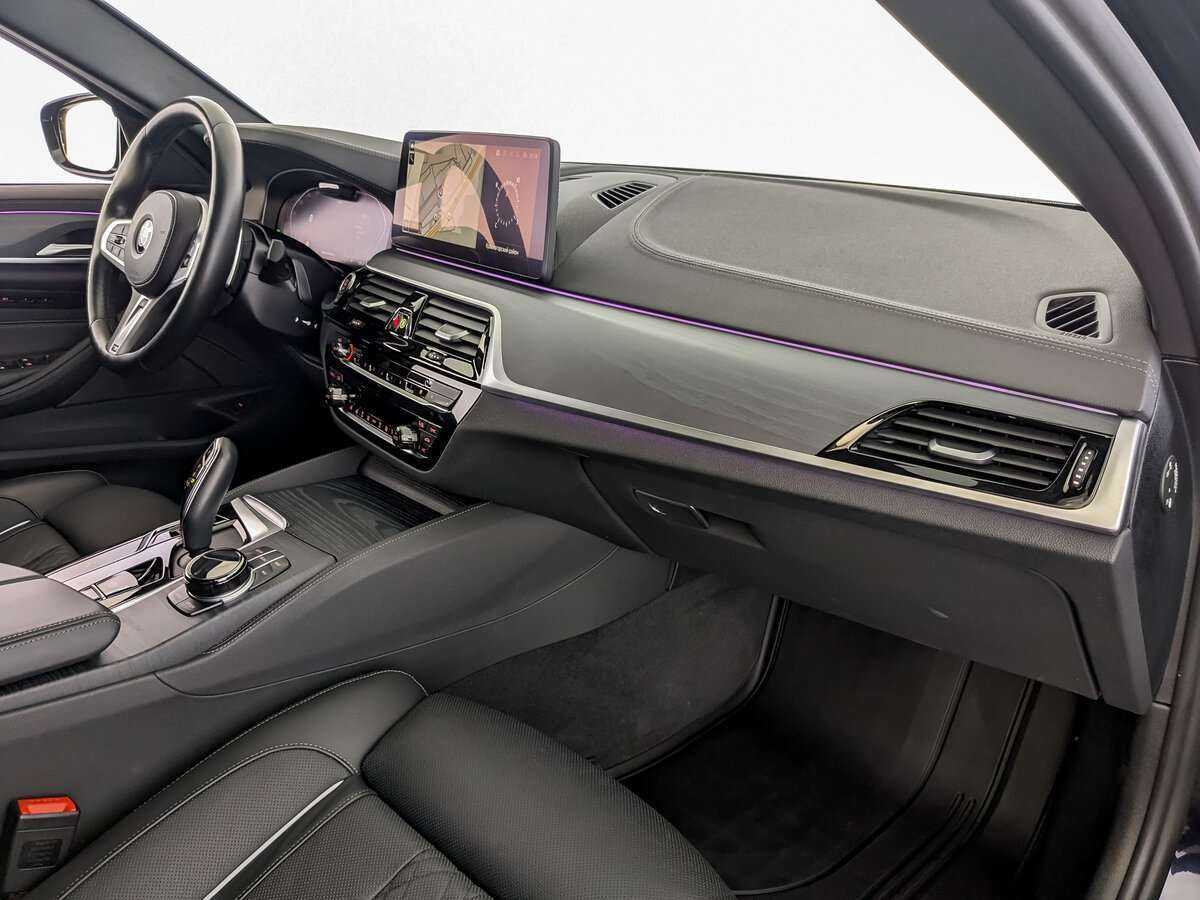 BMW 5 серии 530d xDrive, 2021 - 42 225 км. | Фото №8