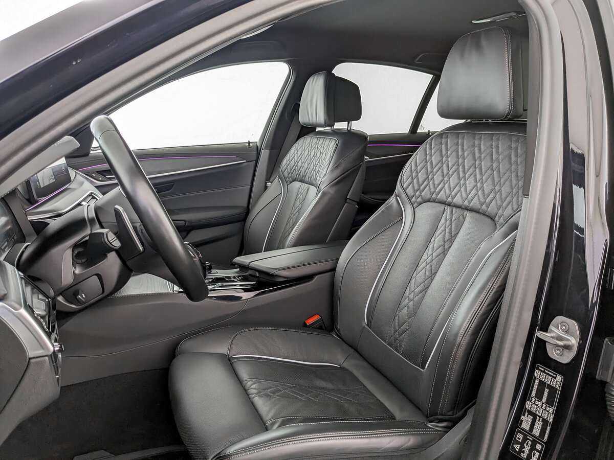 BMW 5 серии 530d xDrive, 2021 Фото №11