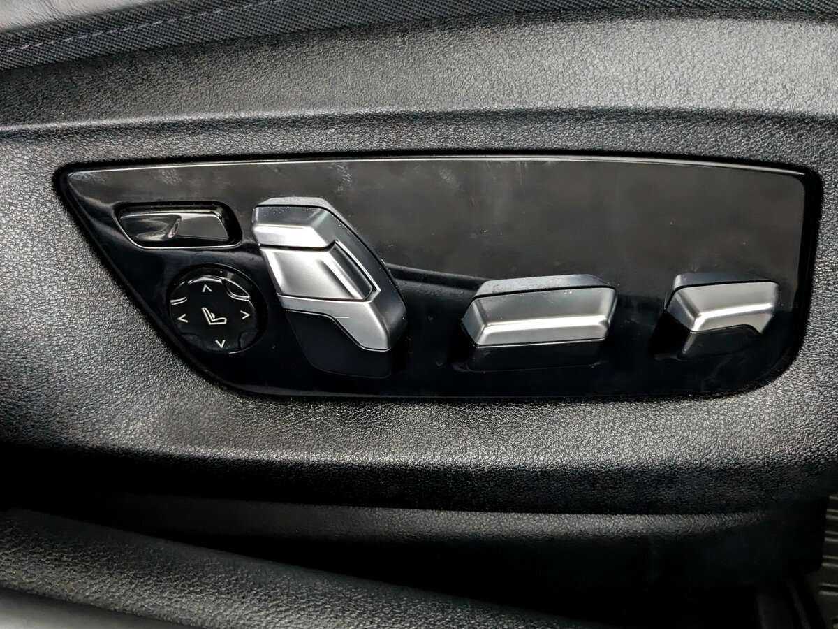 BMW 5 серии 530d xDrive, 2021 Фото №17