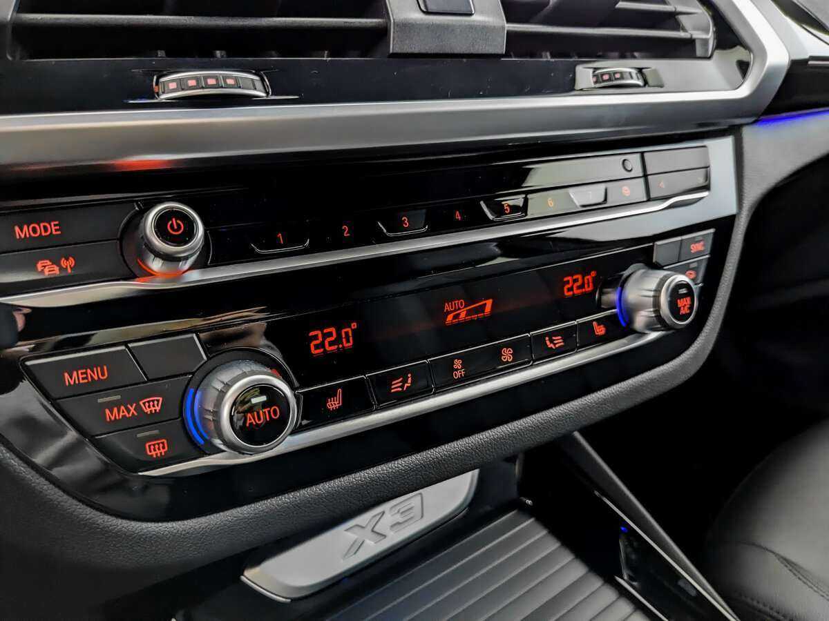 BMW X3 20d xDrive, 2021 Фото №25