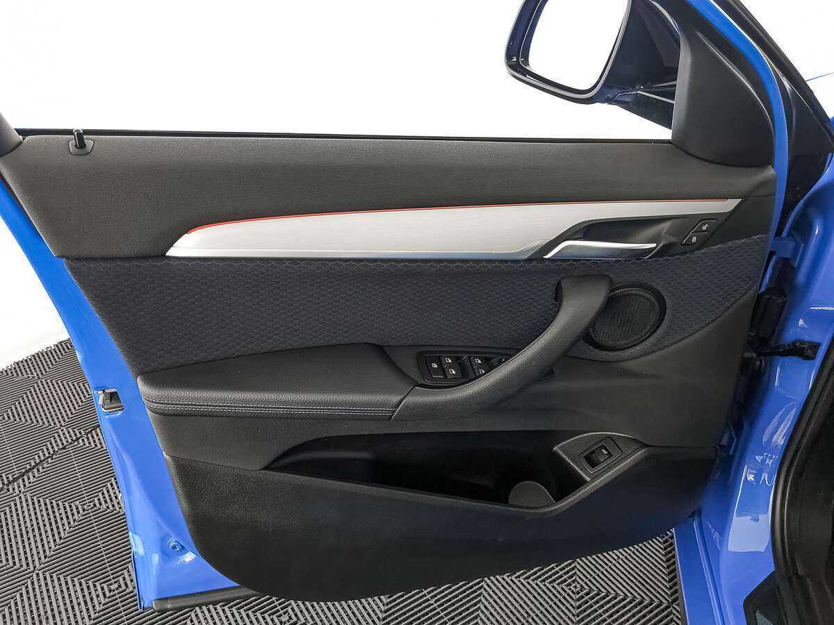 BMW X2 xDrive20i, 2021 Фото №16