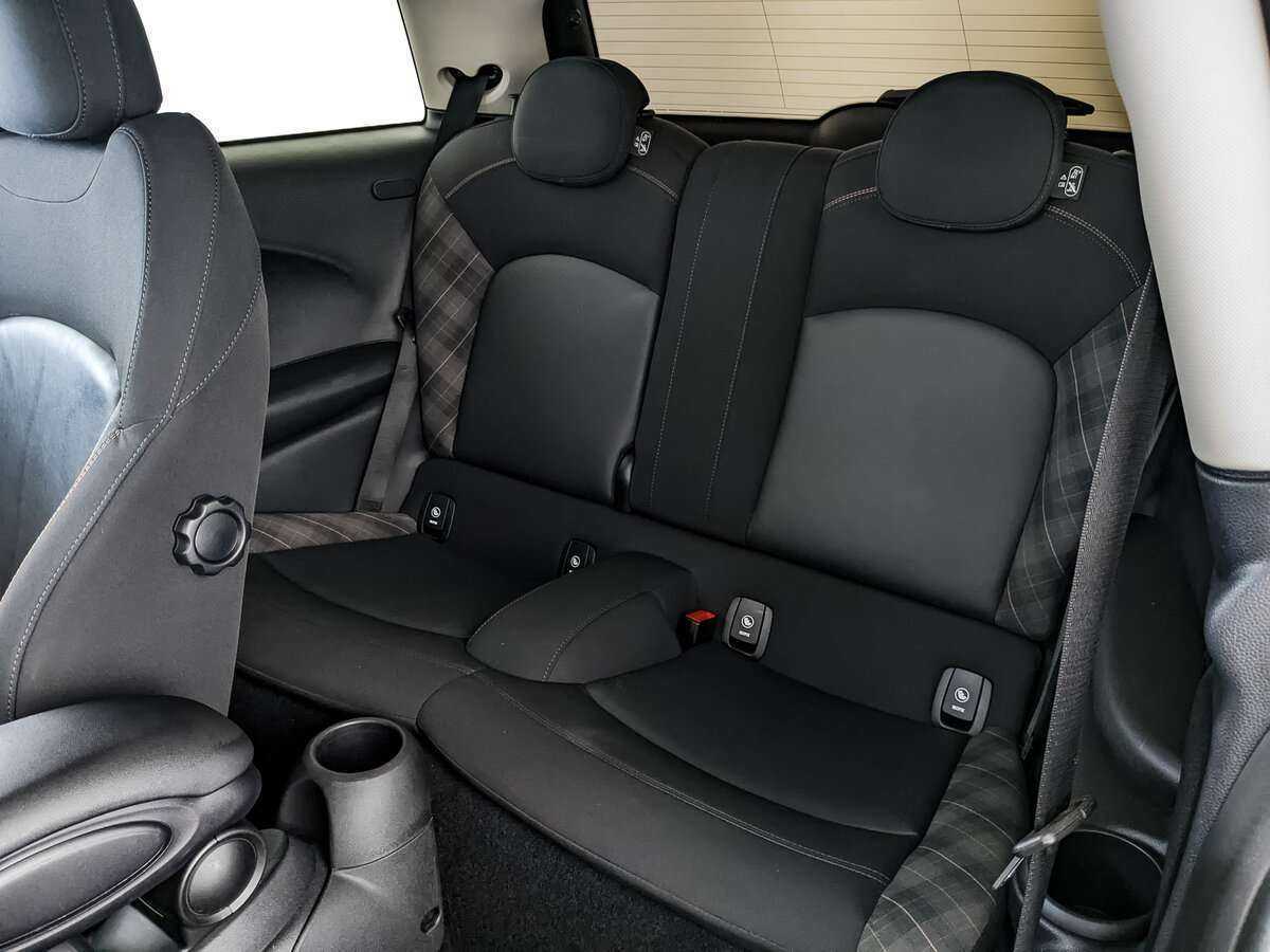 Mini Hatch Cooper S, 2017 Фото №14