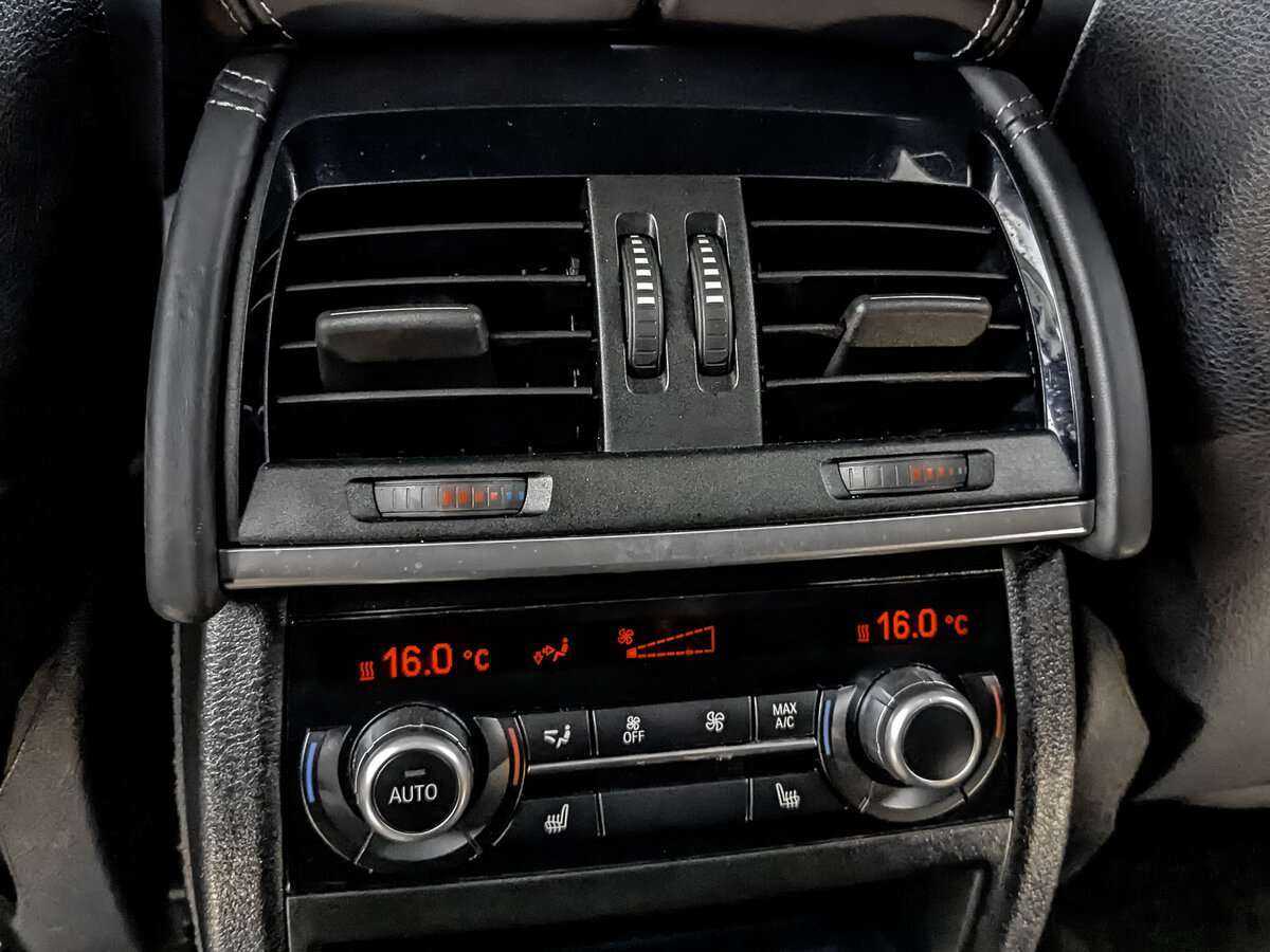 BMW X6 M, 2018 Фото №23