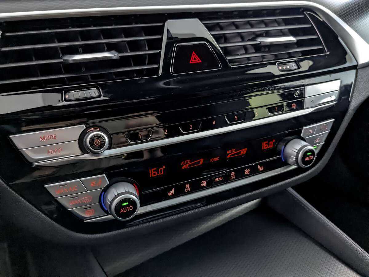 BMW 6 серии Gran Turismo 630i, 2020 Фото №24