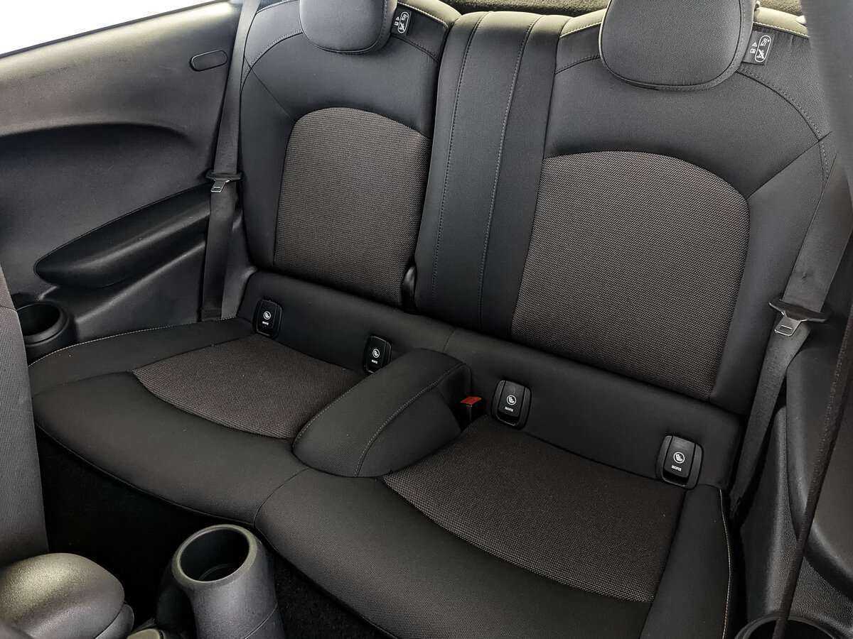 Mini Hatch Cooper, 2020 Фото №13