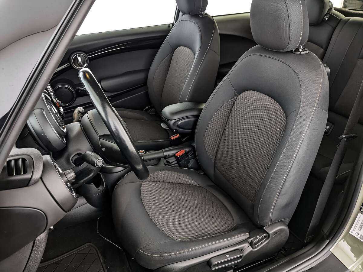 Mini Hatch Cooper, 2020 Фото №15