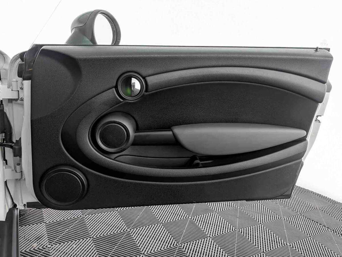 Mini Clubman Cooper, 2011 Фото №20