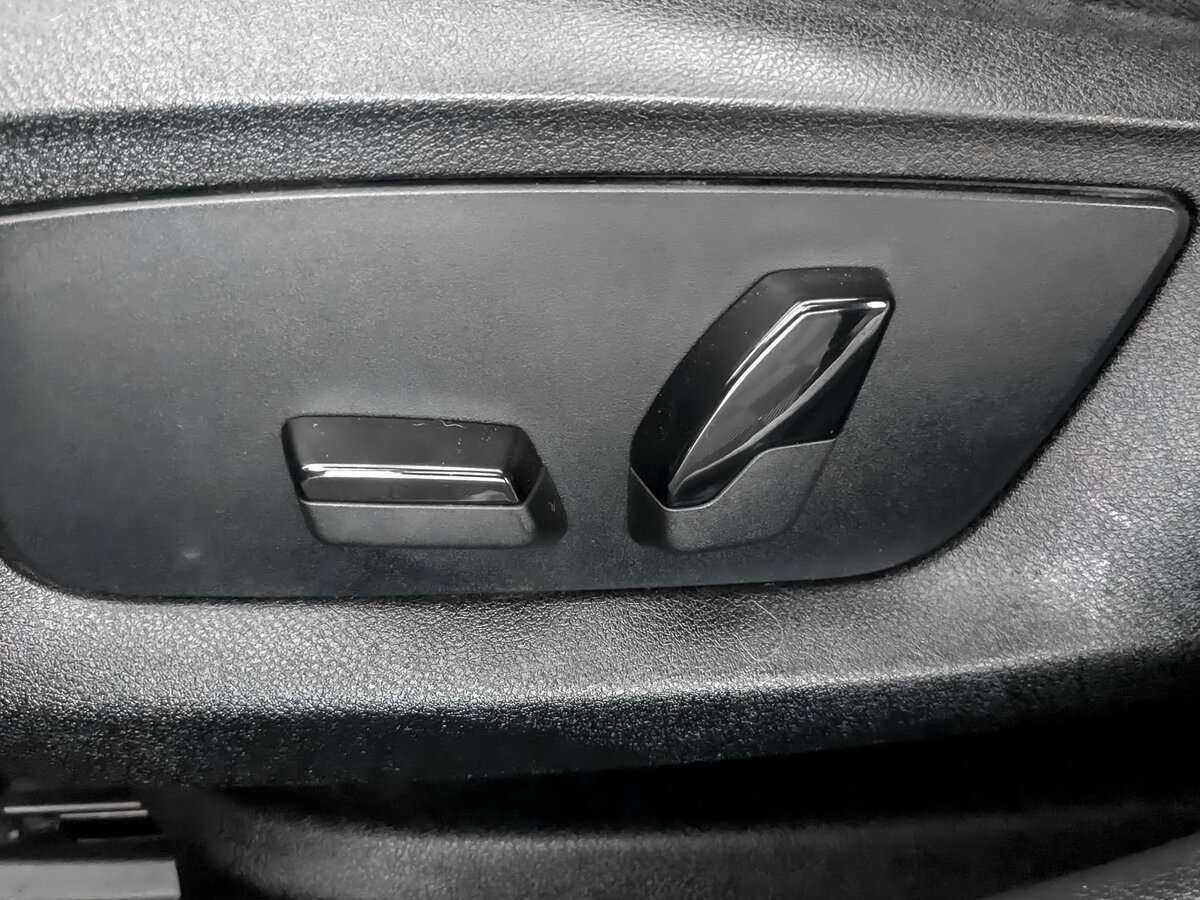 BMW 5 серии 520d, 2019 Фото №19