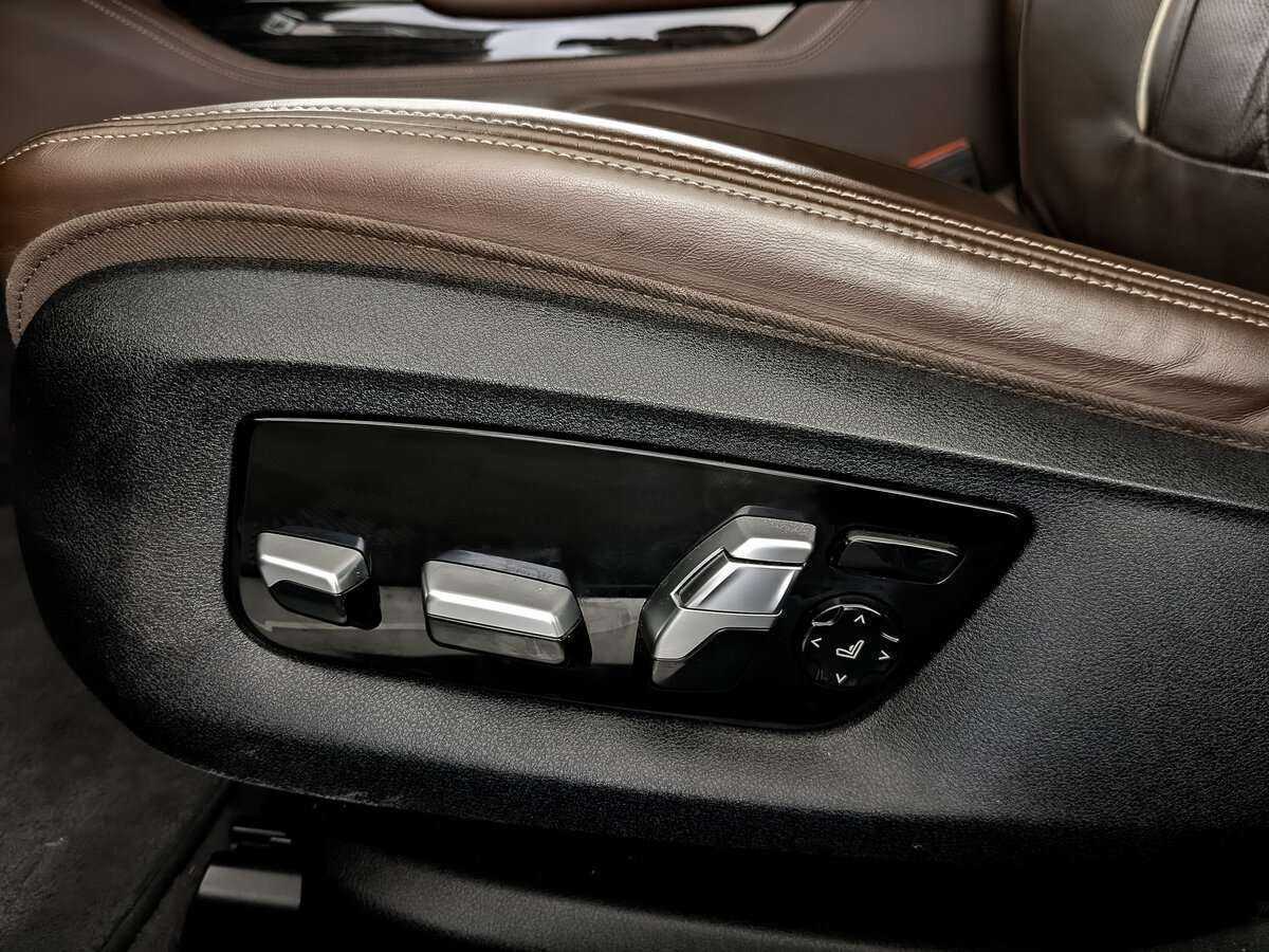 BMW 7 серии 730d xDrive, 2020 Фото №14