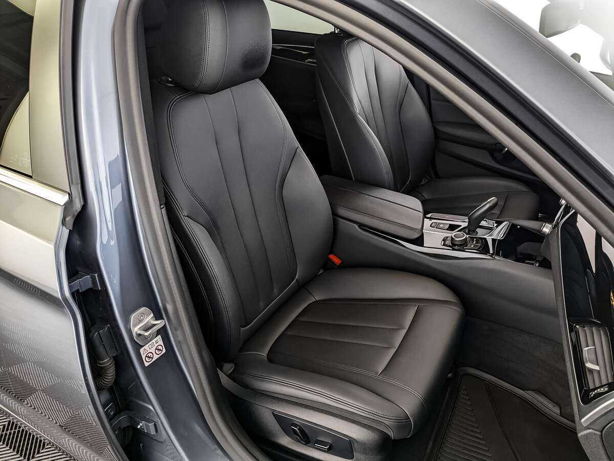 BMW 5 серии 520i, 2020 Фото №20