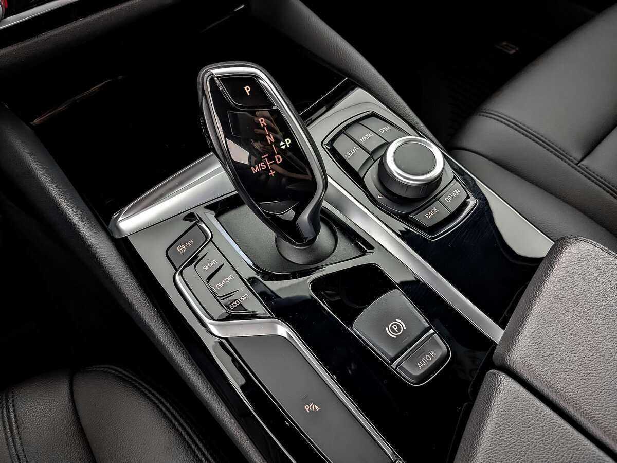 BMW 5 серии 520i, 2020 Фото №23