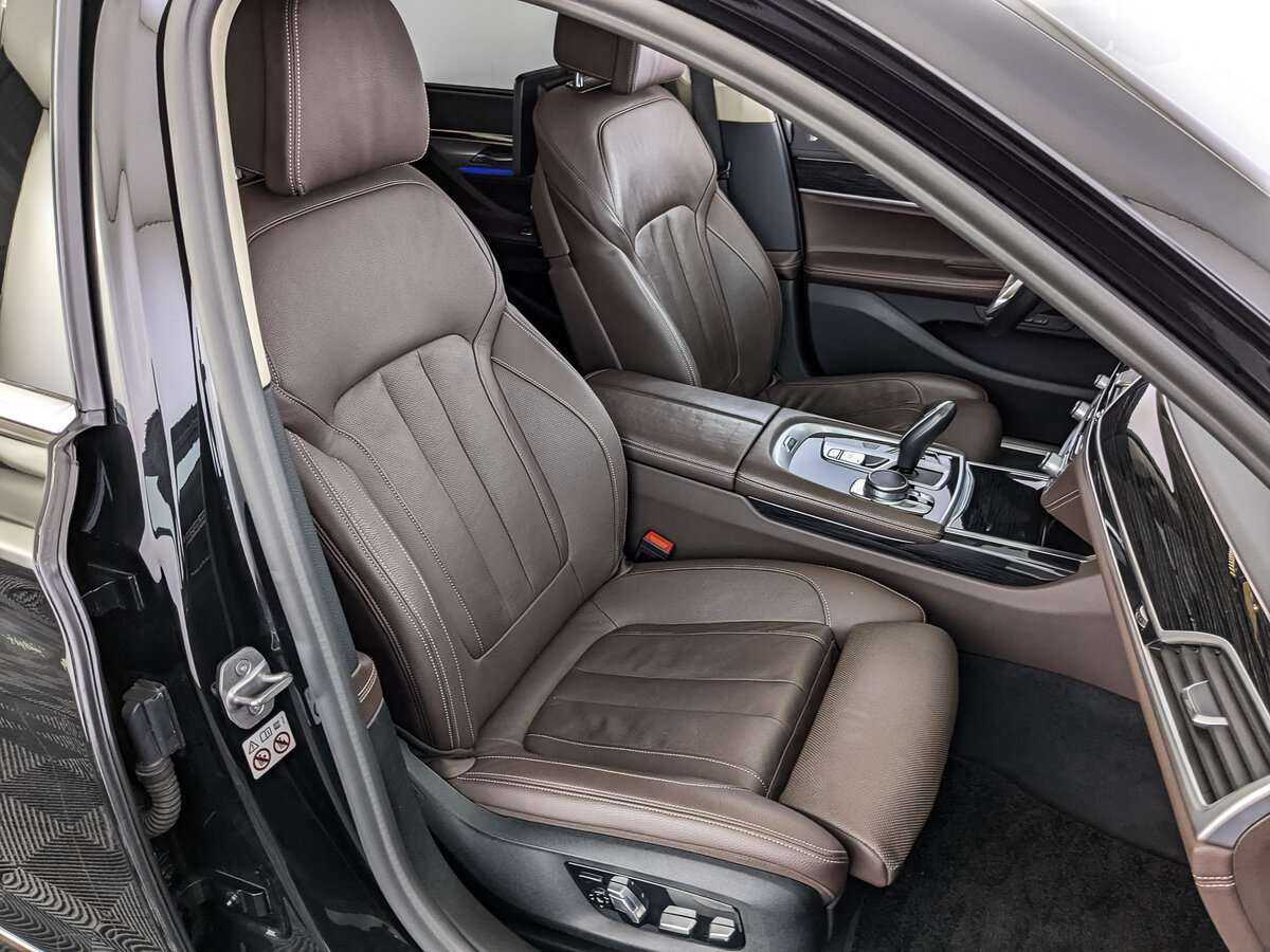BMW 7 серии Long 730Ld xDrive, 2019 Фото №18