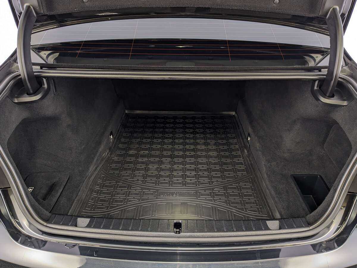 BMW 7 серии Long 750Li xDrive, 2017 Фото №9