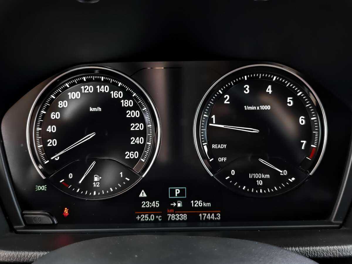 BMW X1 20i xDrive, 2020 Фото №12