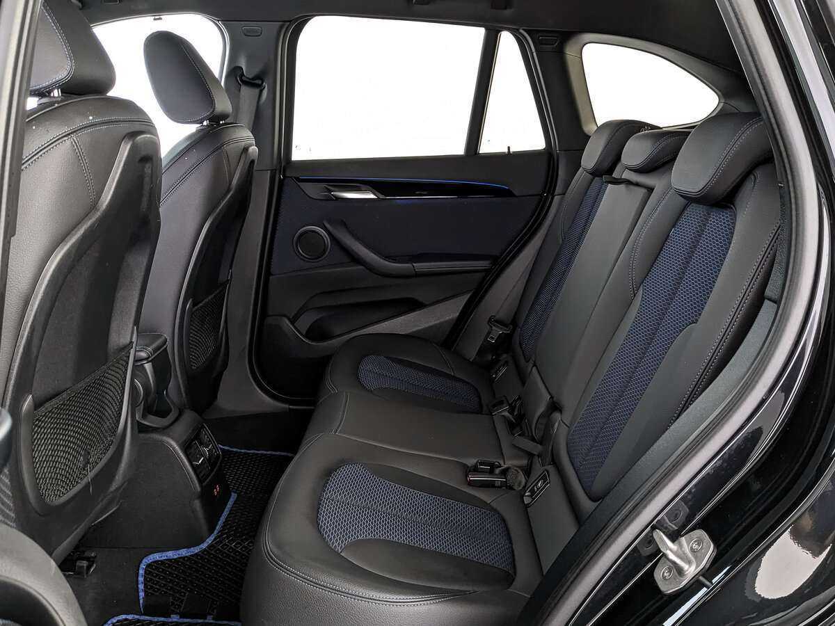 BMW X1 20i xDrive, 2020 Фото №14