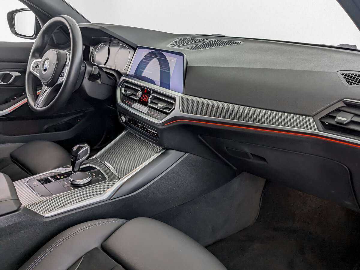BMW 3 серии 320i xDrive, 2021 Фото №9