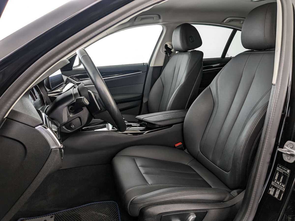 BMW 5 серии 520d, 2020 Фото №16