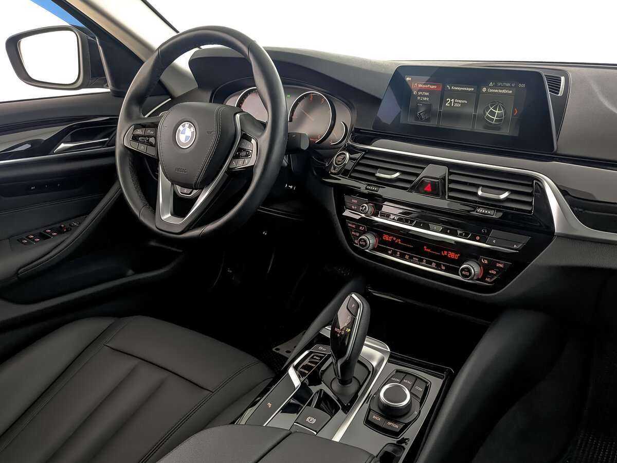 BMW 5 серии 520d, 2020 Фото №24