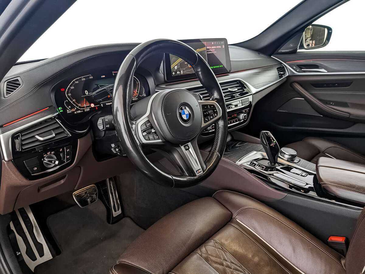 BMW 5 серии 530d xDrive, 2020 Фото №11