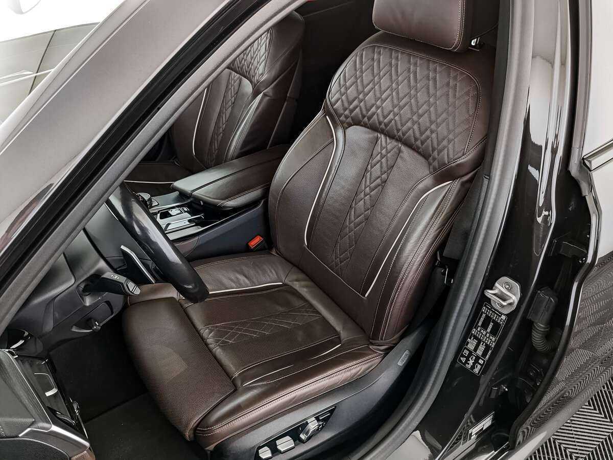 BMW 5 серии 530d xDrive, 2020 Фото №14