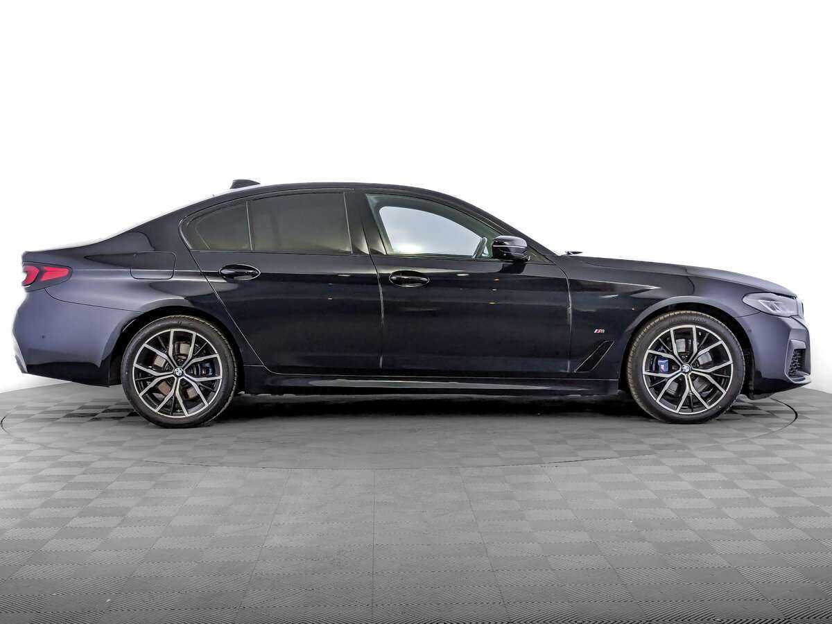 BMW 5 серии 530d xDrive, 2021 Фото №4