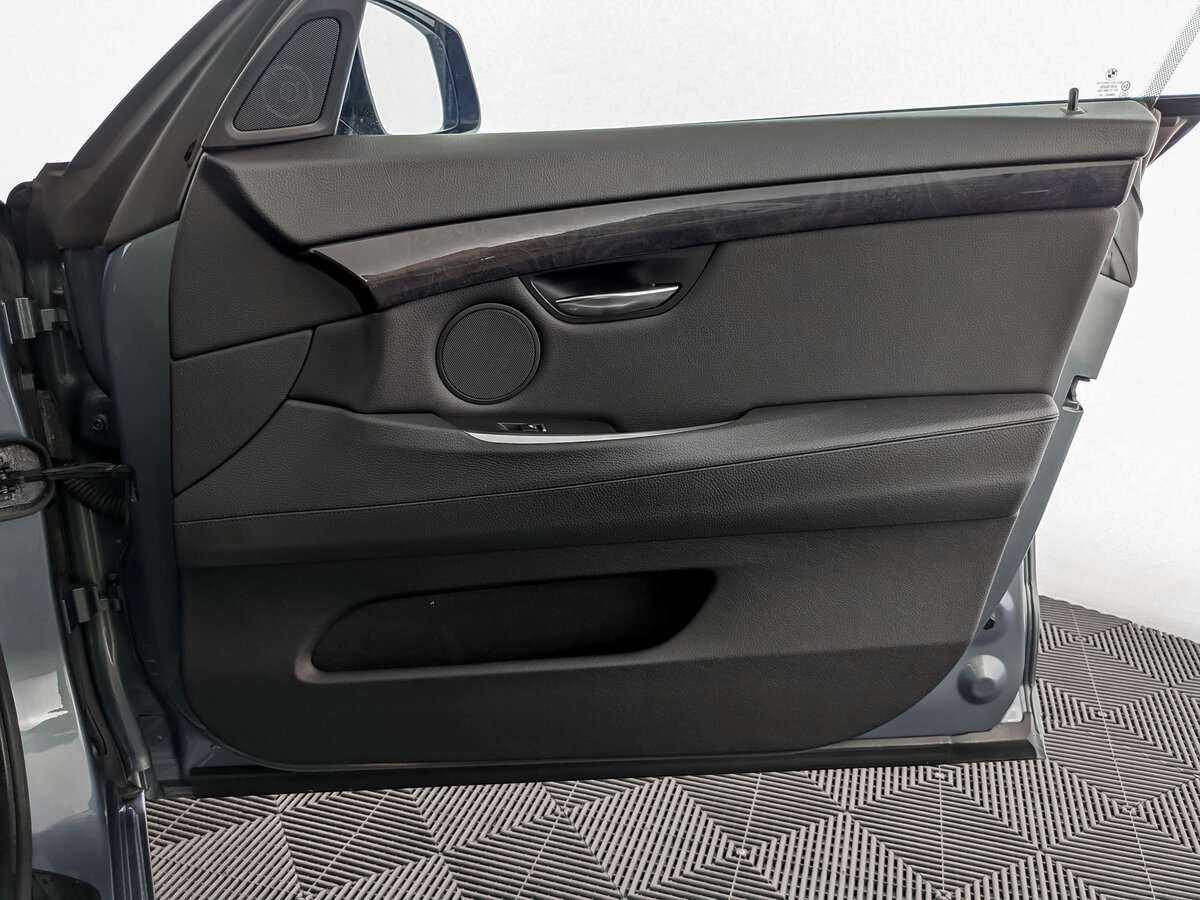 BMW 5 серии Gran Turismo 535i, 2009 Фото №20