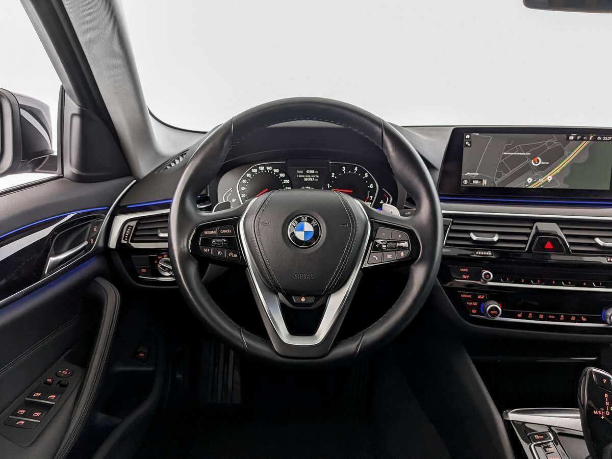 BMW 5 серии 520i, 2021 Фото №17