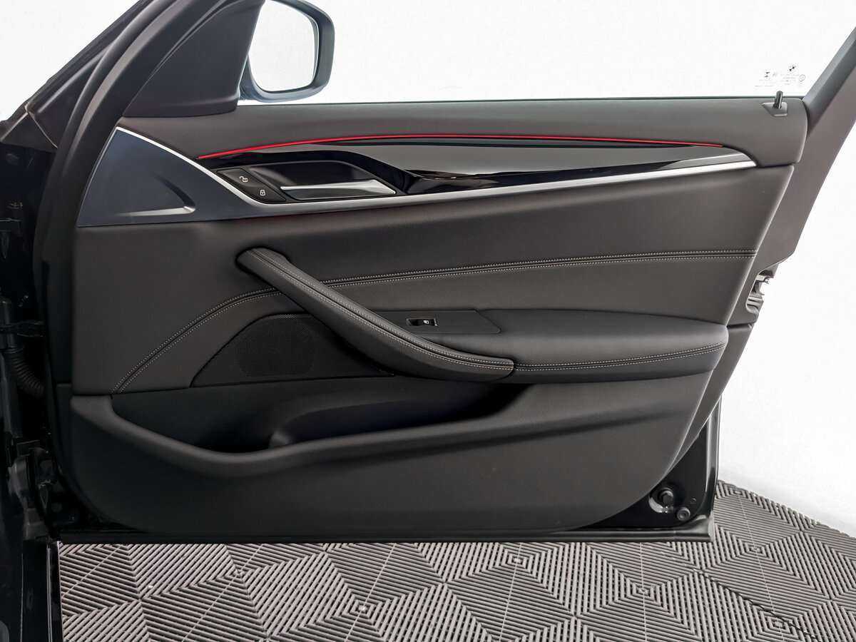 BMW 5 серии 520i, 2021 Фото №20