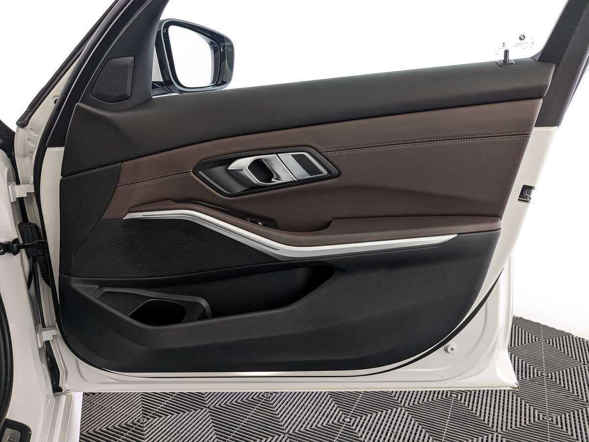 BMW 3 серии 320d xDrive, 2020 Фото №20