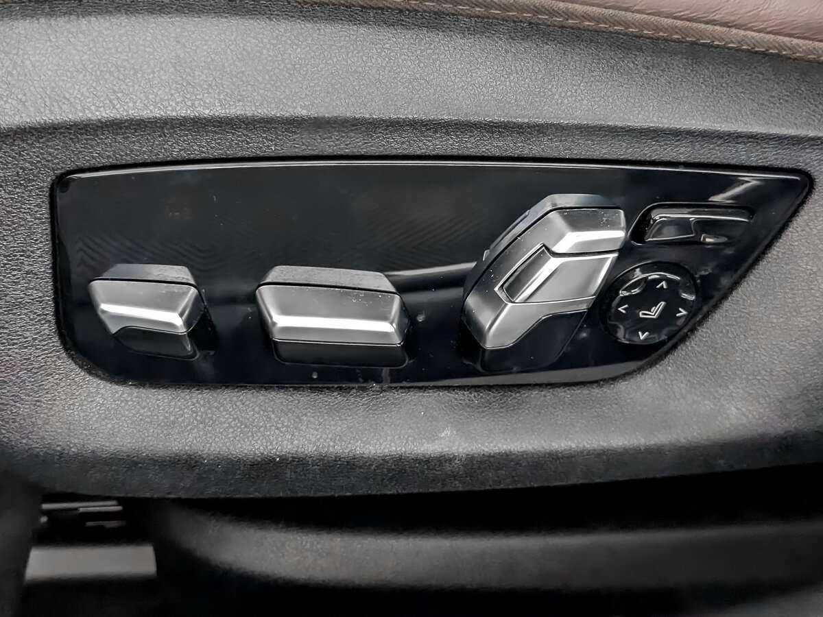 BMW 5 серии 530d xDrive, 2020 Фото №15