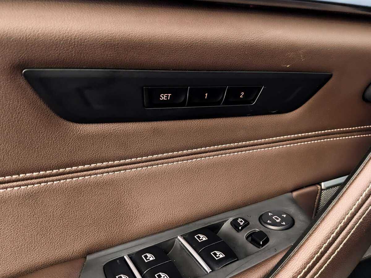 BMW 5 серии 530d xDrive, 2020 Фото №16