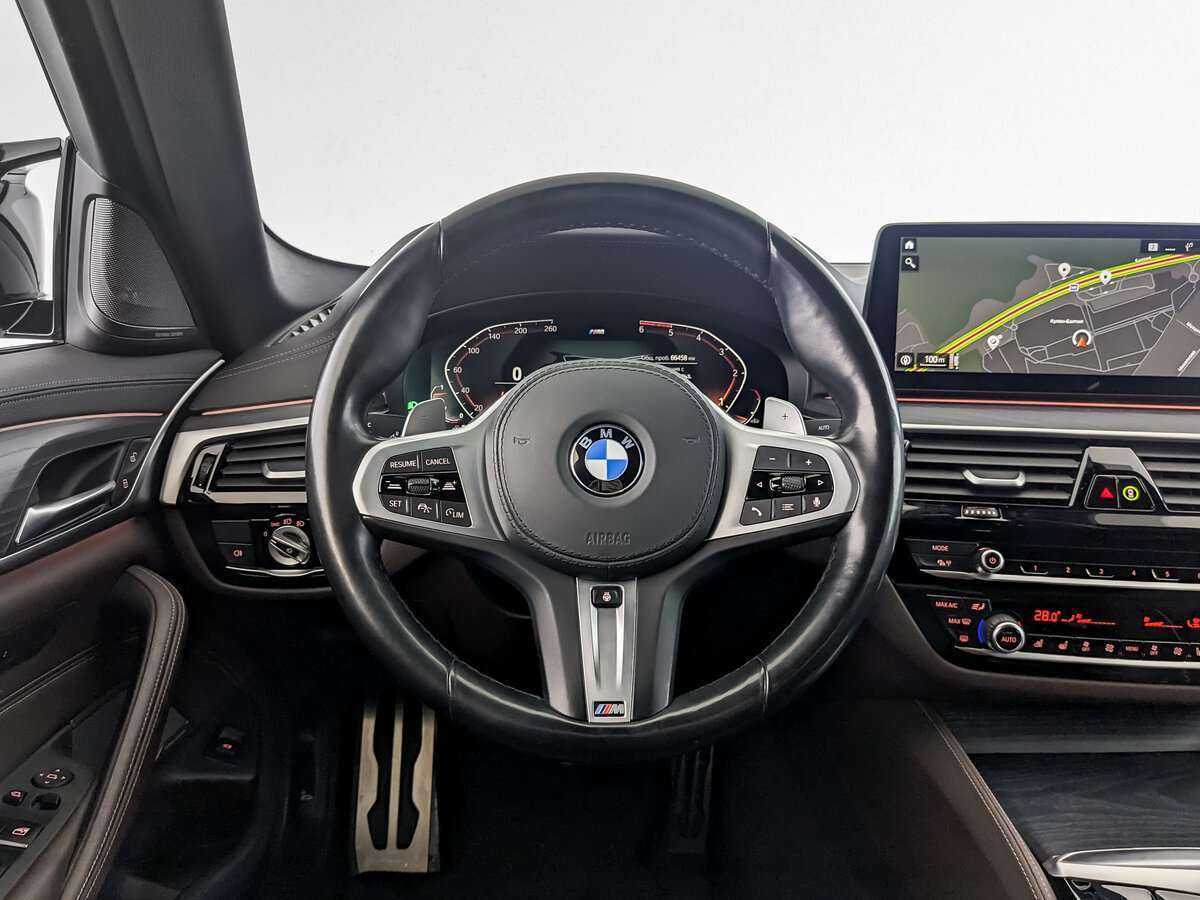 BMW 5 серии 530d xDrive, 2020 Фото №17