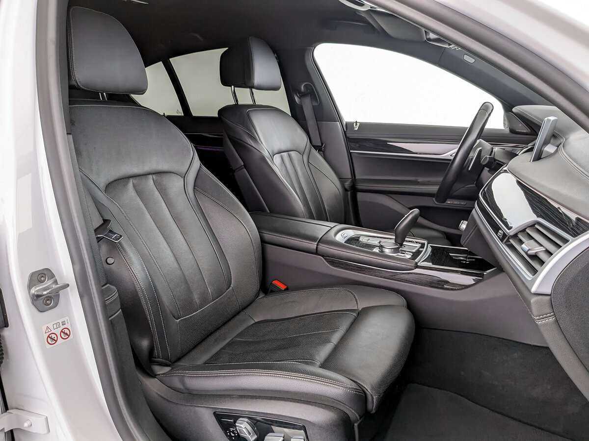 BMW 7 серии 730d xDrive, 2019 Фото №20