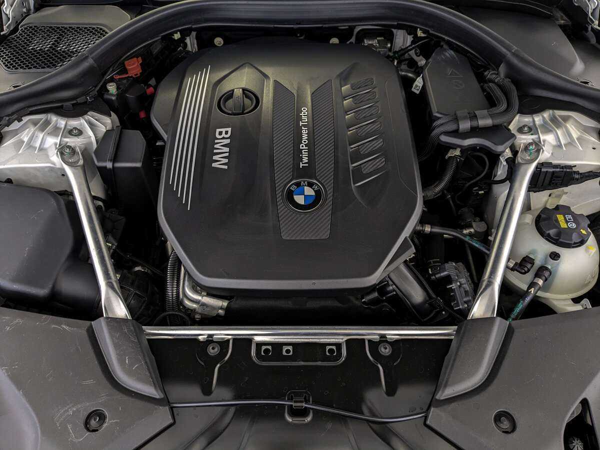 BMW 5 серии 530d xDrive, 2020 Фото №9