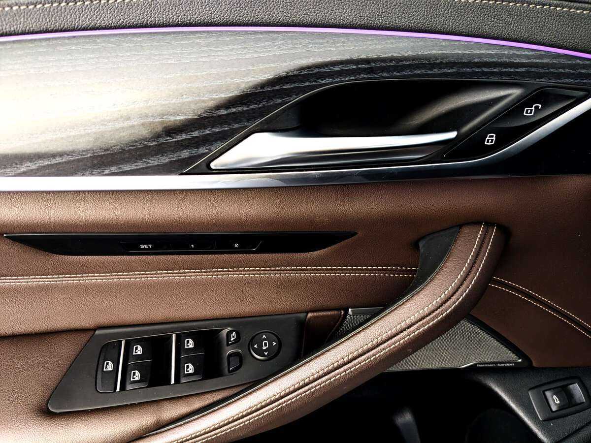 BMW 5 серии 530d xDrive, 2020 Фото №22