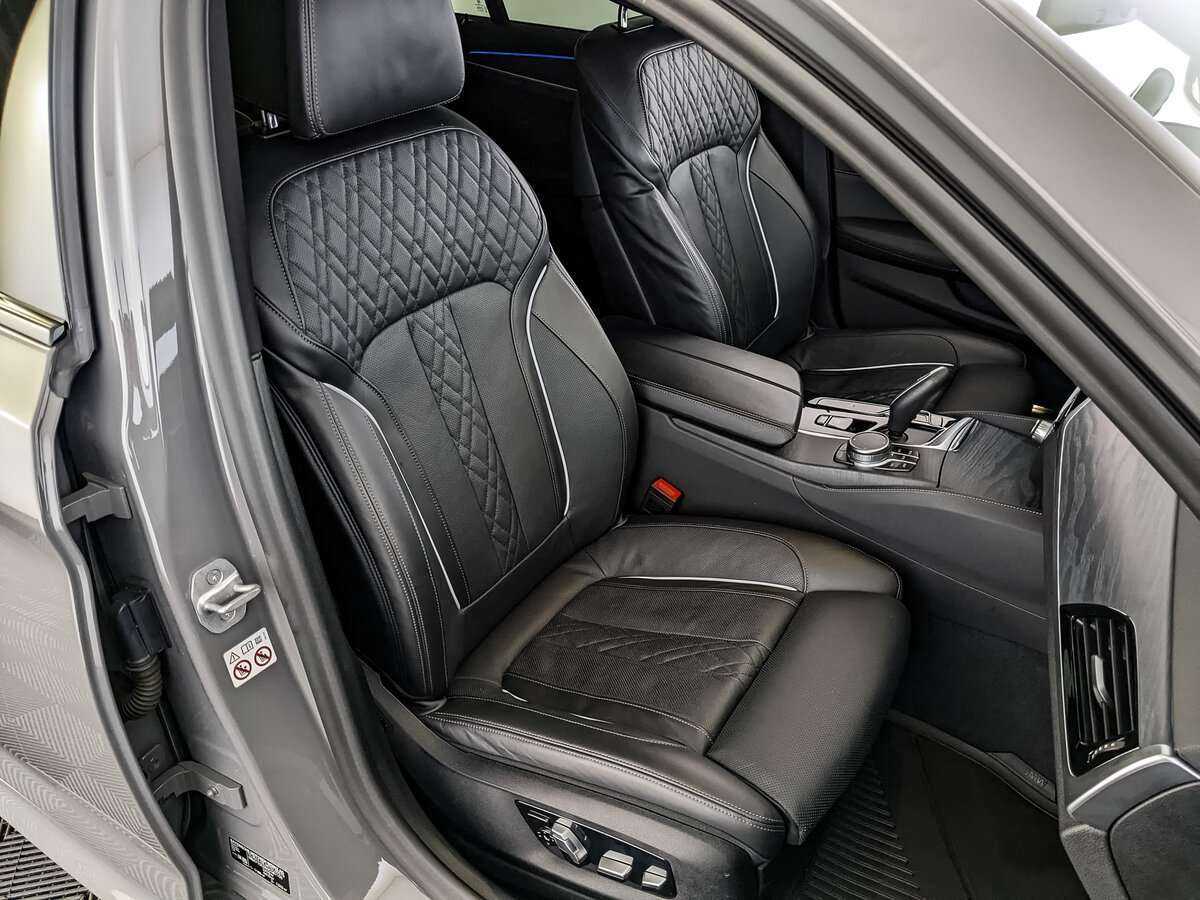 BMW 5 серии 530d xDrive, 2021 Фото №14