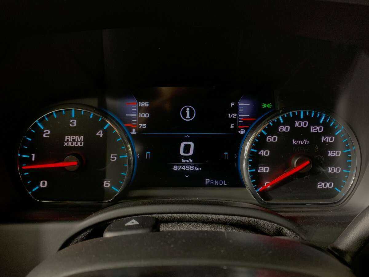 Chevrolet Tahoe, 2019 Фото №12