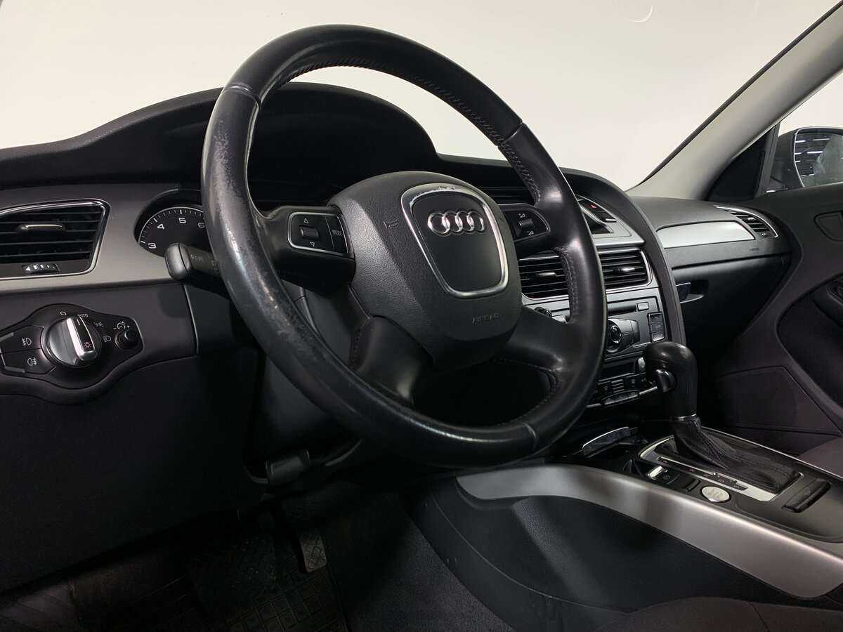 Audi A4, 2011 Фото №9