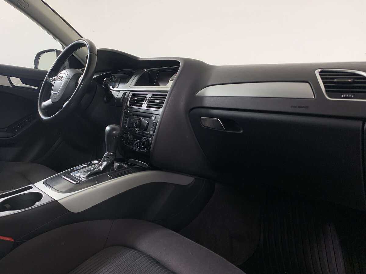 Audi A4, 2011 Фото №11