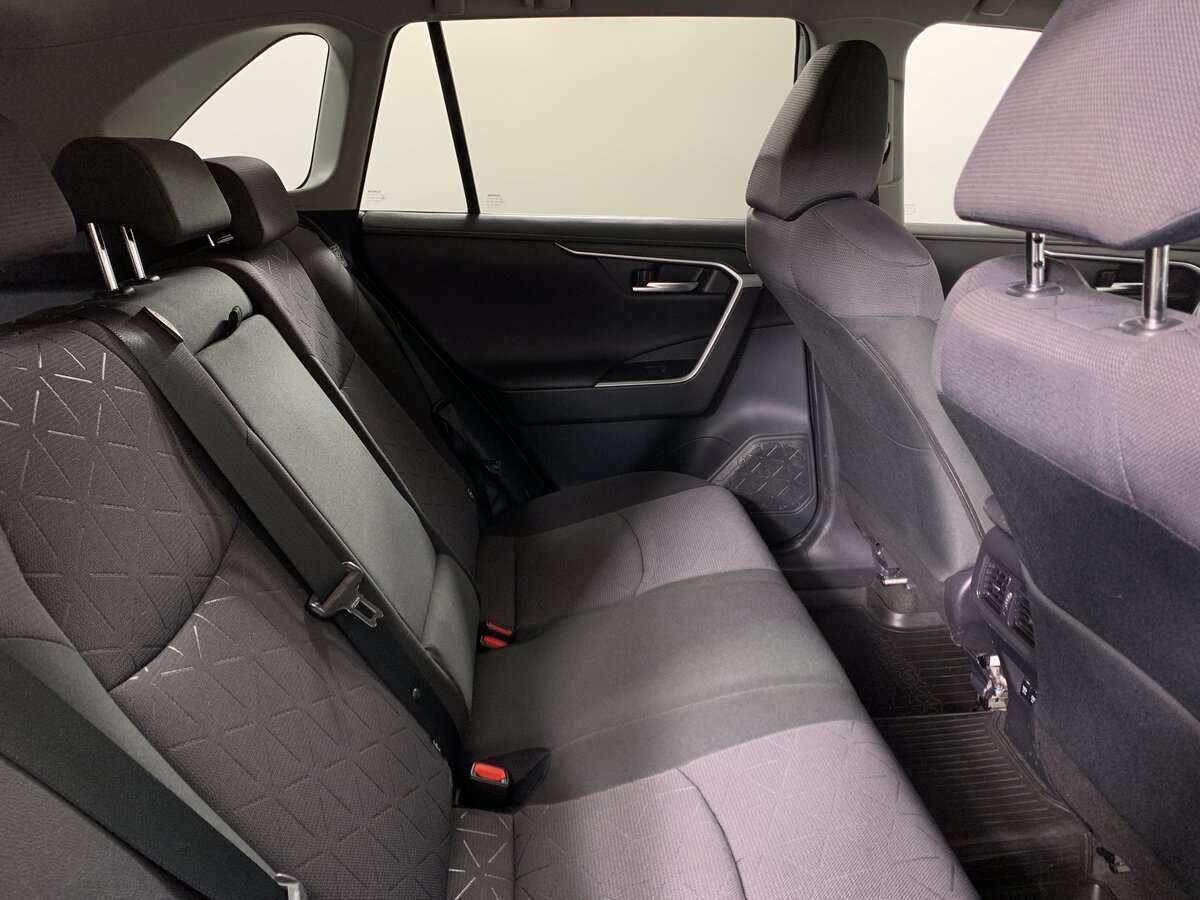 Toyota RAV4, 2020 Фото №15