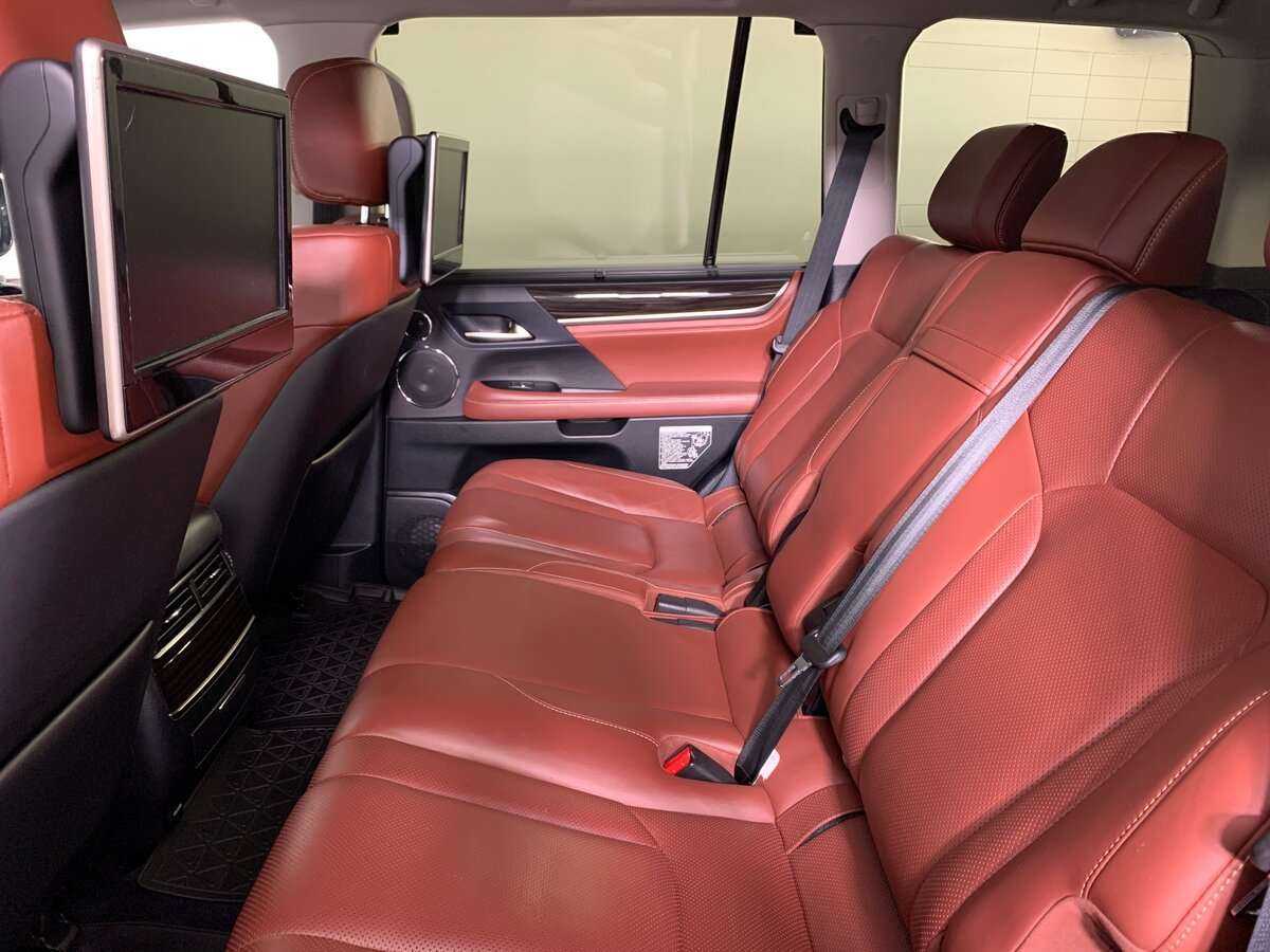 Lexus LX 570, 2017 Фото №18