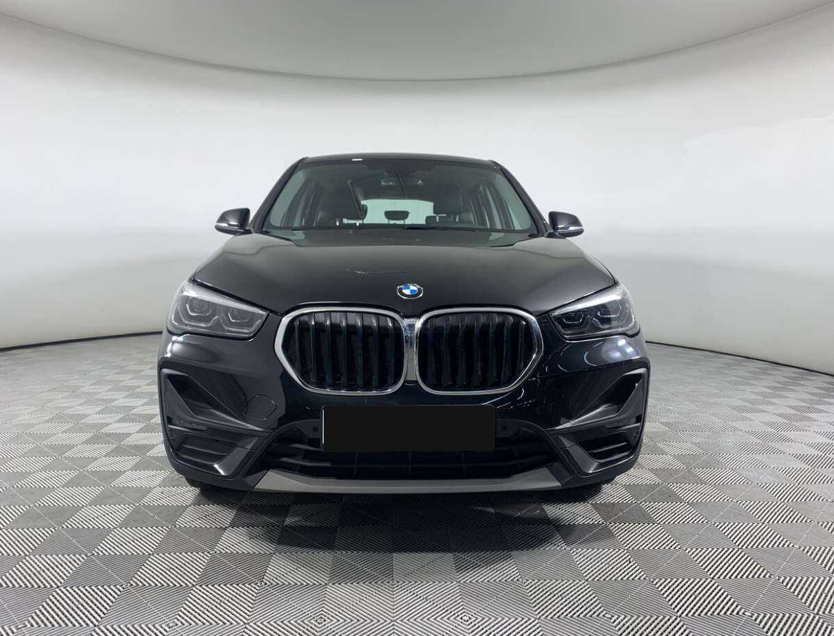 BMW X1 20i xDrive, 2020 Фото №2