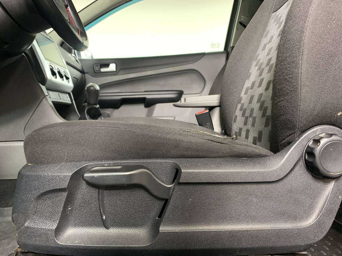 Ford Focus, 2005 Фото №14